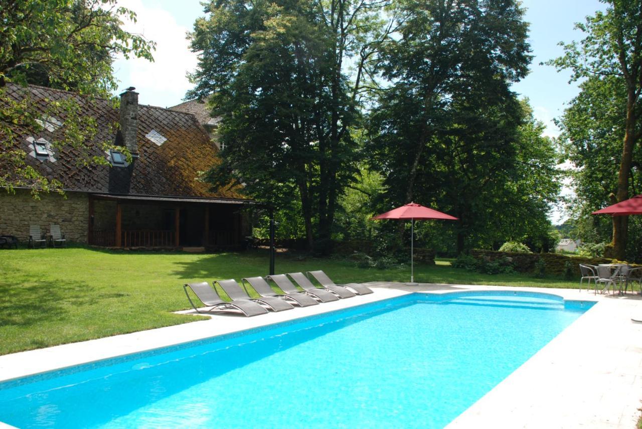 Gites Chateau Le Bois Saint-Julien-aux-Bois Екстериор снимка