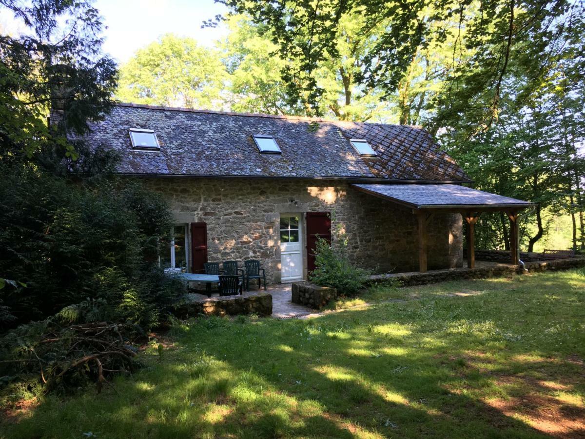 Gites Chateau Le Bois Saint-Julien-aux-Bois Екстериор снимка