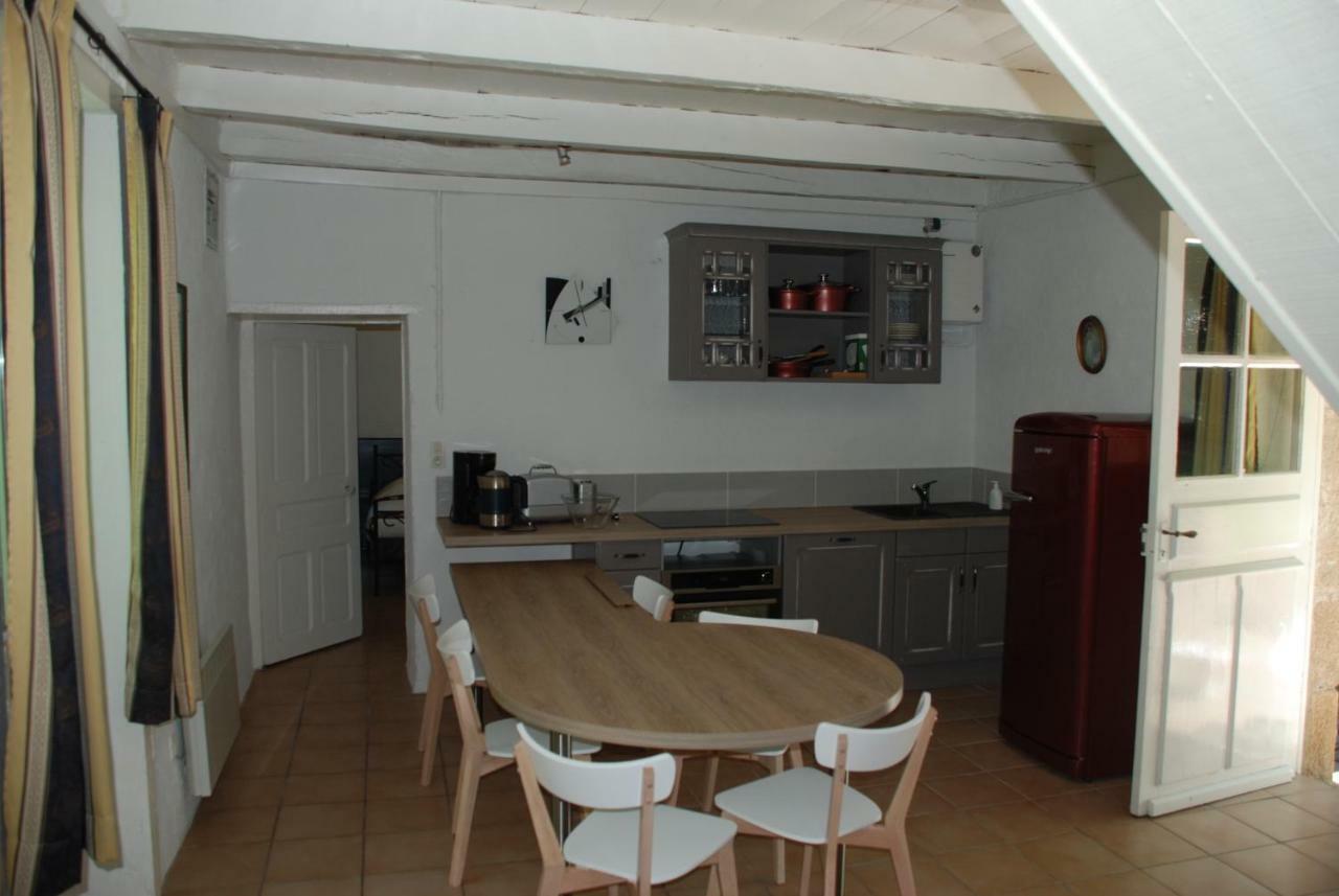 Gites Chateau Le Bois Saint-Julien-aux-Bois Екстериор снимка