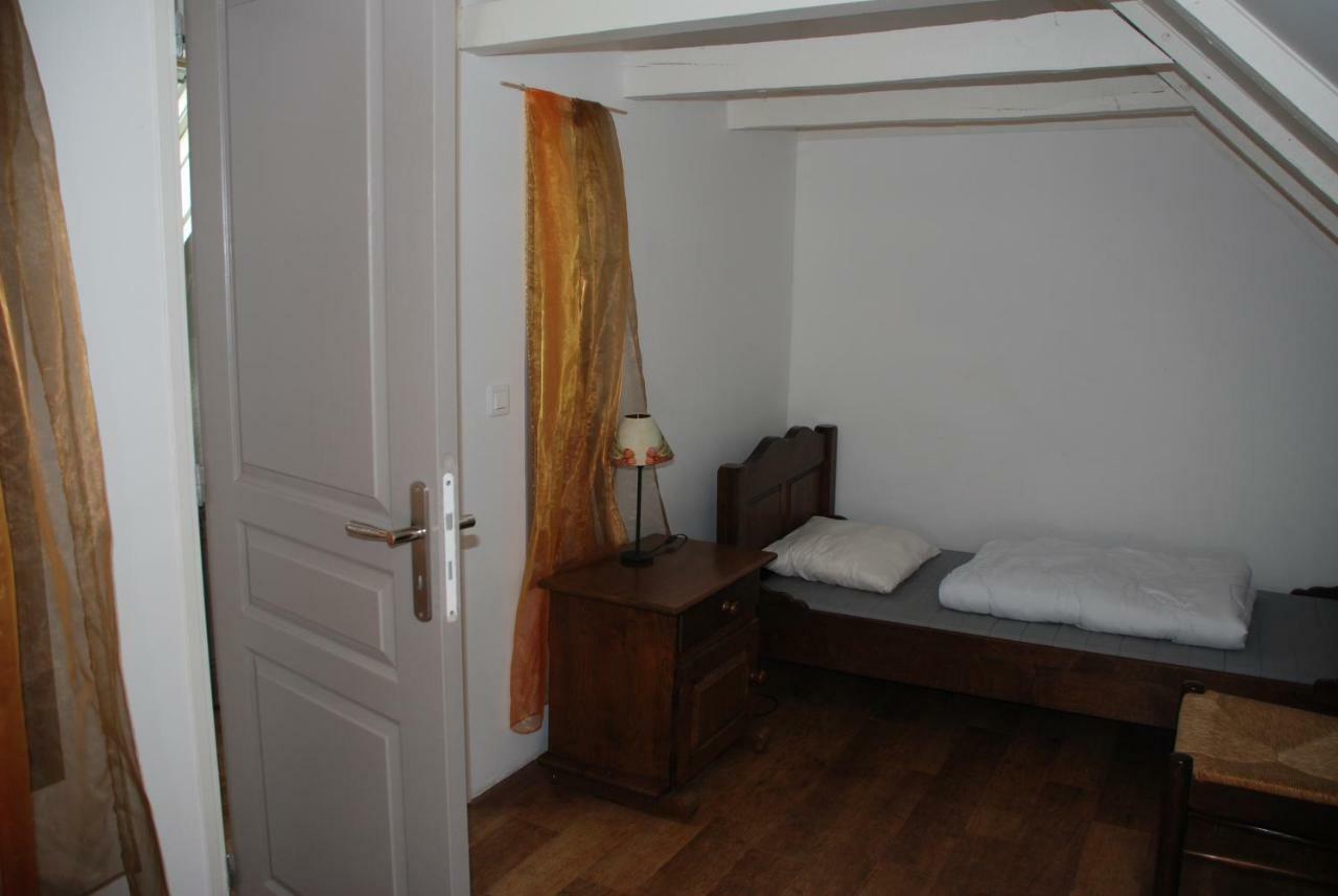 Gites Chateau Le Bois Saint-Julien-aux-Bois Екстериор снимка